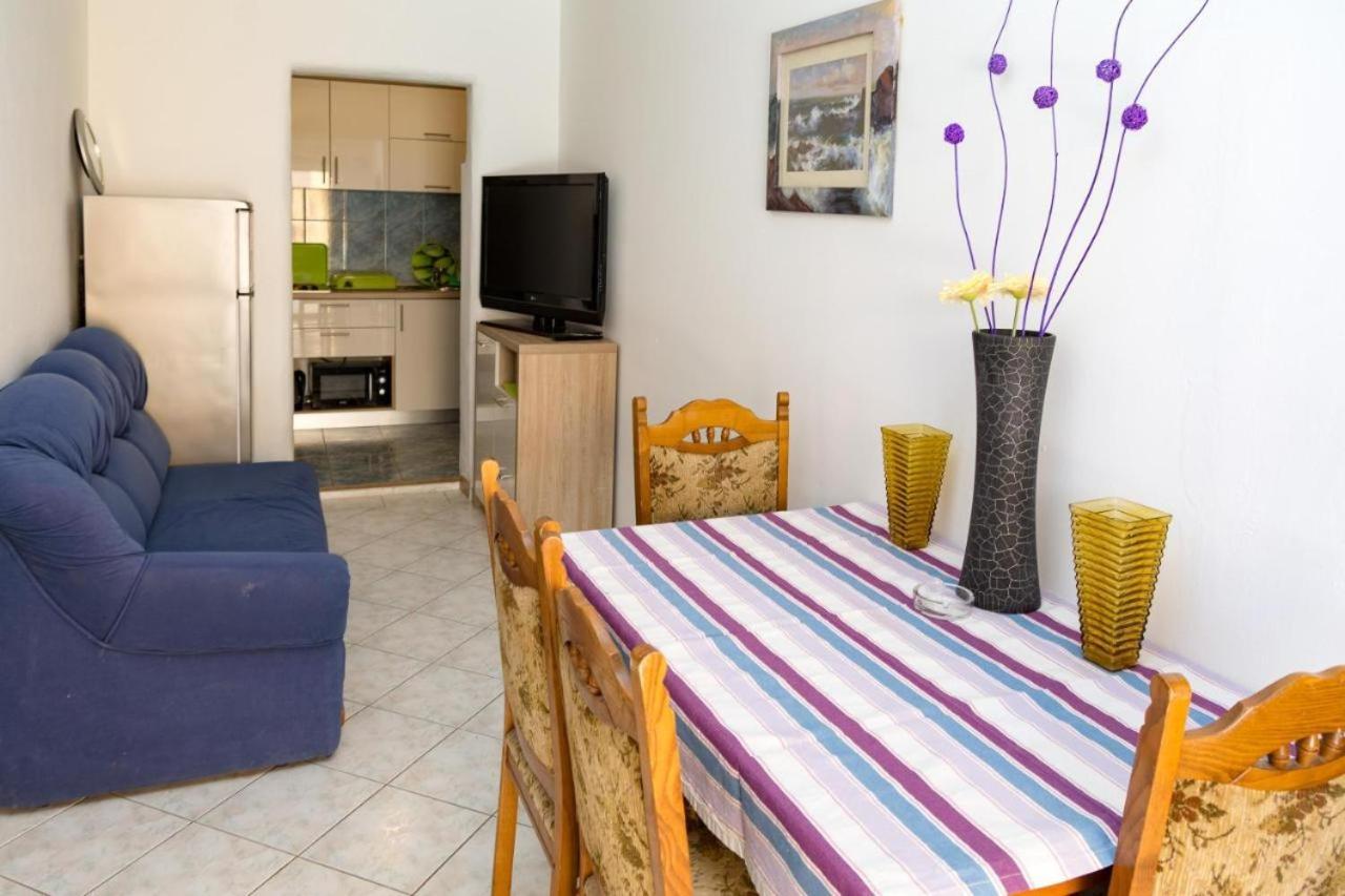 Pag Marina Rooms & Apartment Ngoại thất bức ảnh